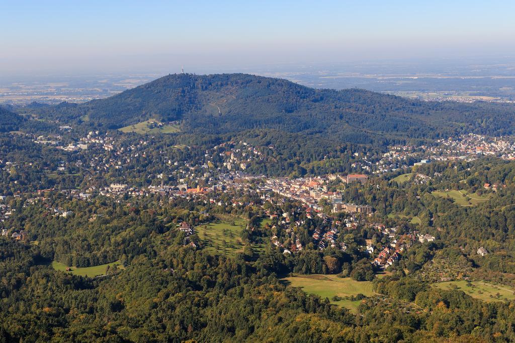 Ferienwohnung Heinzelmann Baden-Baden Bagian luar foto